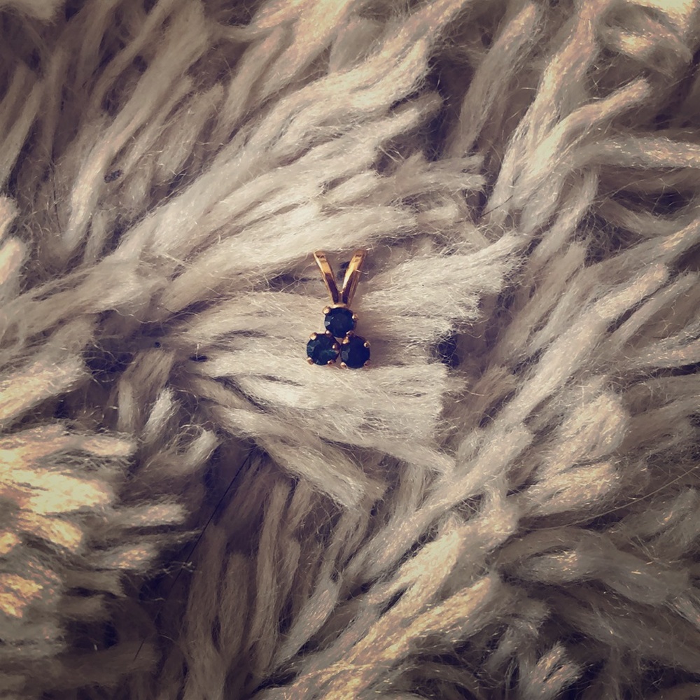 Sapphire Pendant